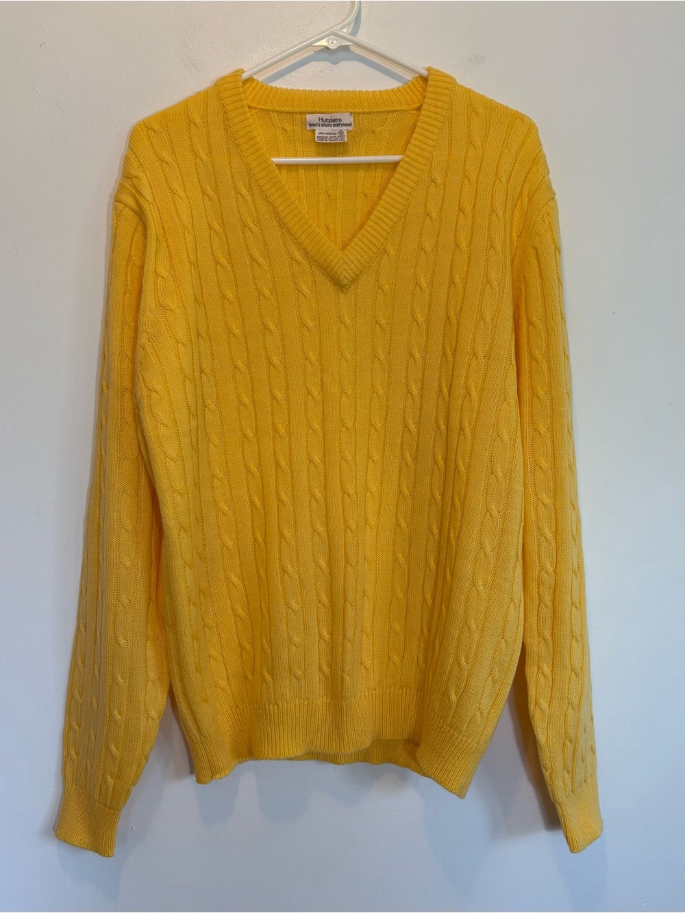 Vintage 80s Hutzler’s Yellow Cable Knit V-Neck Sweater Men’s XL Large Excellent